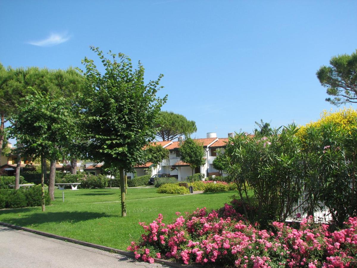Danubio Apartment Bibione Bagian luar foto