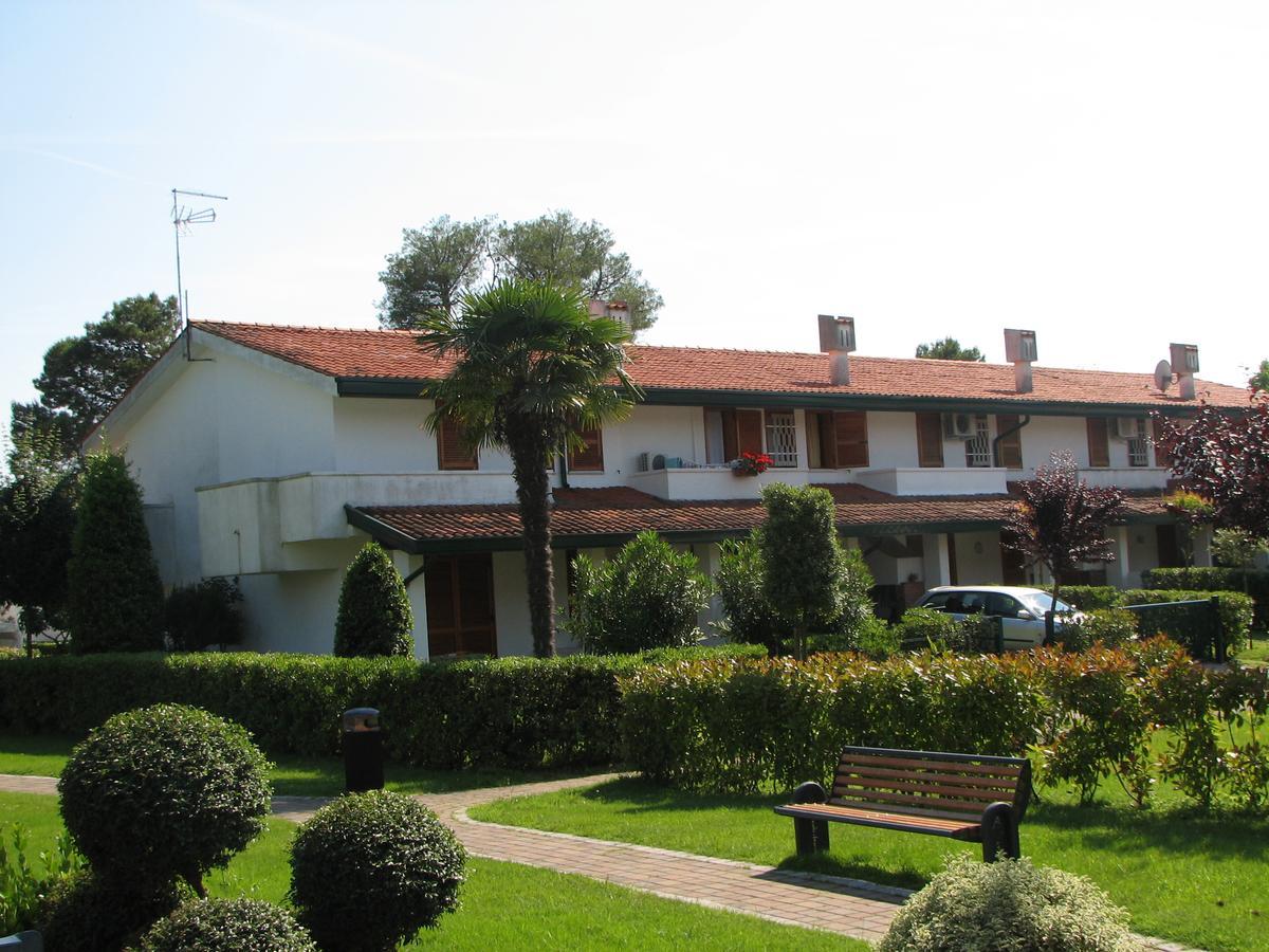 Danubio Apartment Bibione Bagian luar foto